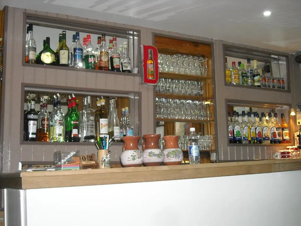 La Chaumiere Bed & Breakfast Seyne