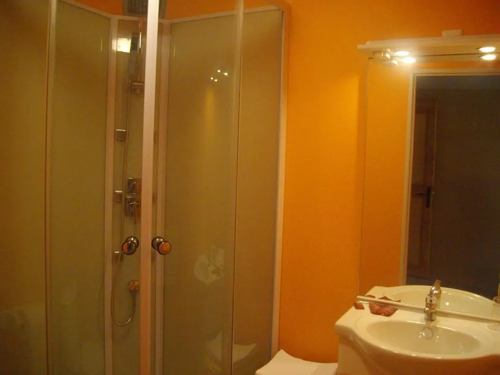 La Chaumiere Bed & Breakfast Seyne